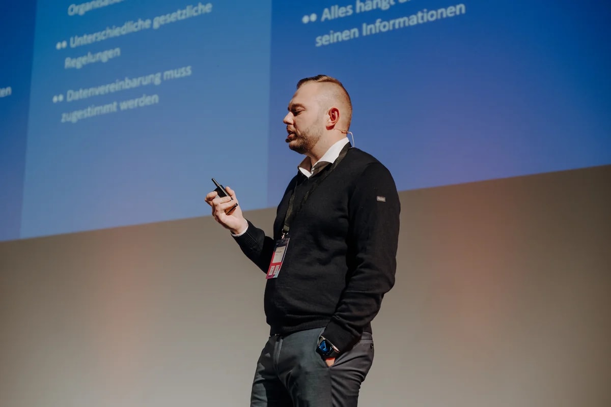 Falktron auf der KI-X 2025 in Berlin – Vorträge, Workshops und neue Kontakte